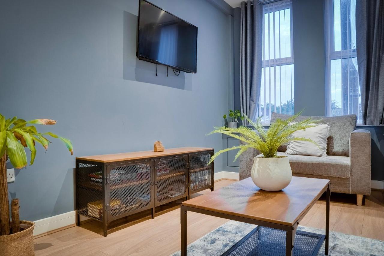 Birkenhead - 2 Bedroom House 外观 照片